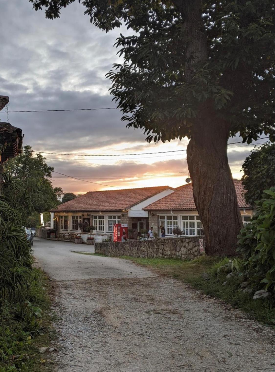 Hostel Gulpiyuri Llanes Villahormes Екстериор снимка